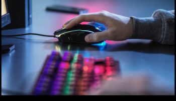 Calculatoare colorate: accesorii pentru a adăuga nuanță lumii dvs. digitale