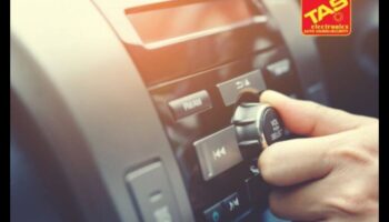 Control audio de croazieră: ridicați-vă viteza cu ajutorul electronicelor audio premium pentru mașină