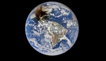 Eclipsarea Pământului: Povești extraordinare despre explorări planetare