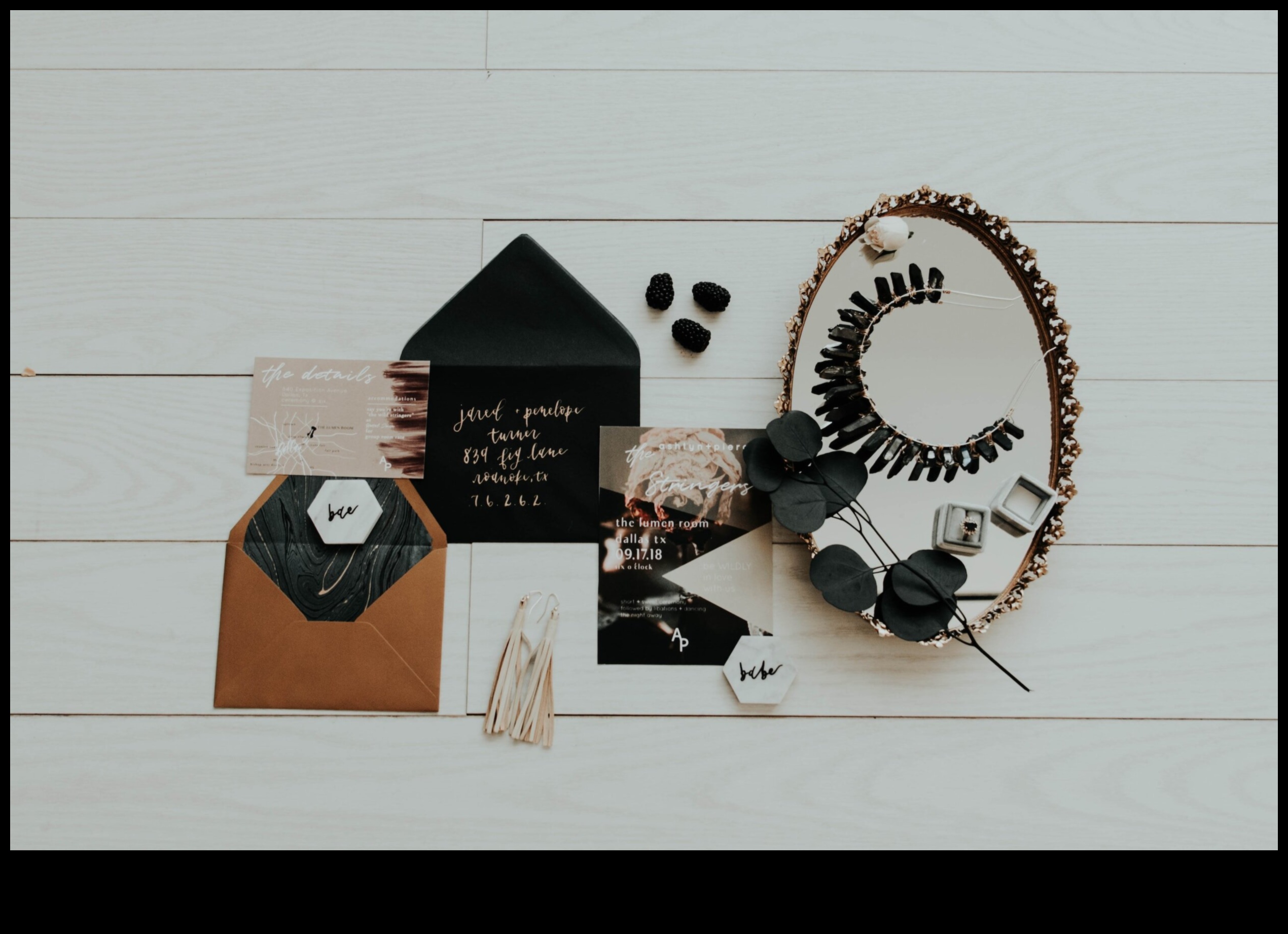 Minunile capricioase creează invitații de nuntă unice și încântătoare 1 Minuni capricioase: Creați-vă invitațiile de vis