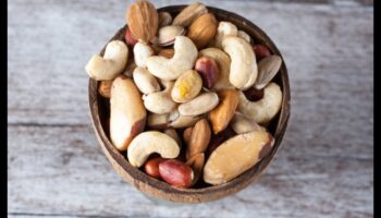 Rolul nucilor și semințelor într-o dietă vegetariană